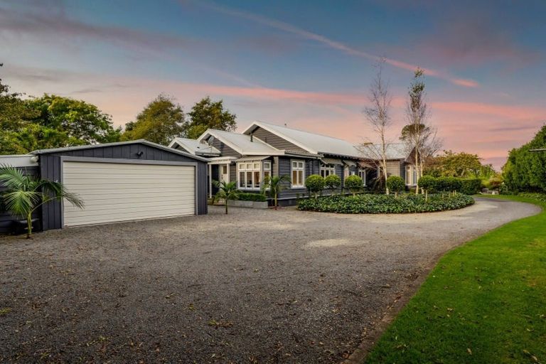 Photo of property in 500 Richmond Road, Lepperton, New Plymouth, 4373