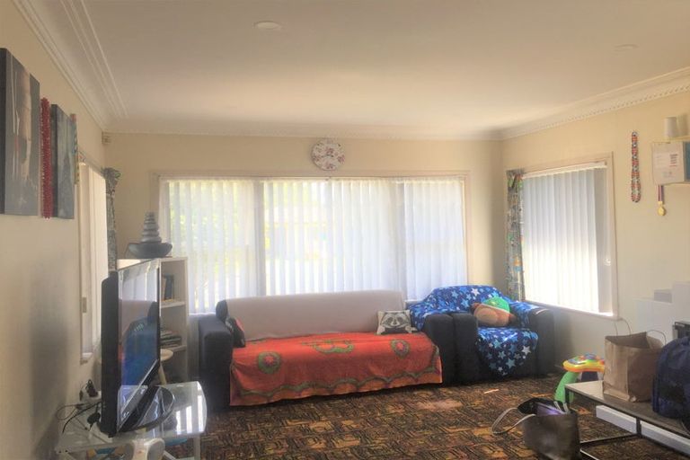 Photo of property in 30 Edmund Hillary Avenue, Papakura, 2110