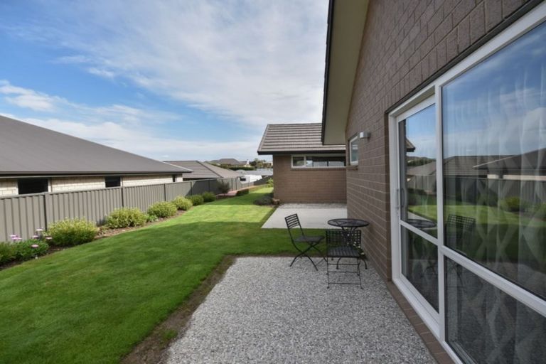 Photo of property in 12 Heathfield Drive, Mosgiel, 9024