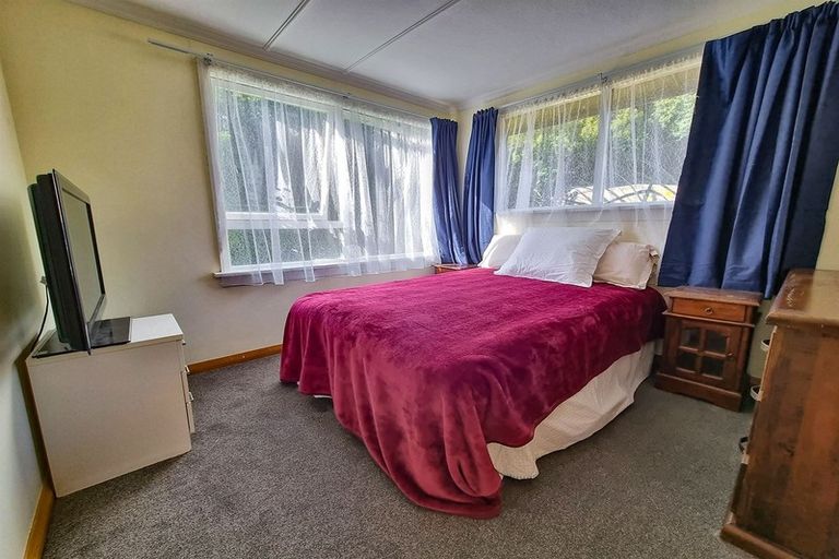 Photo of property in 33 Halsey Street, Clinton, 9534