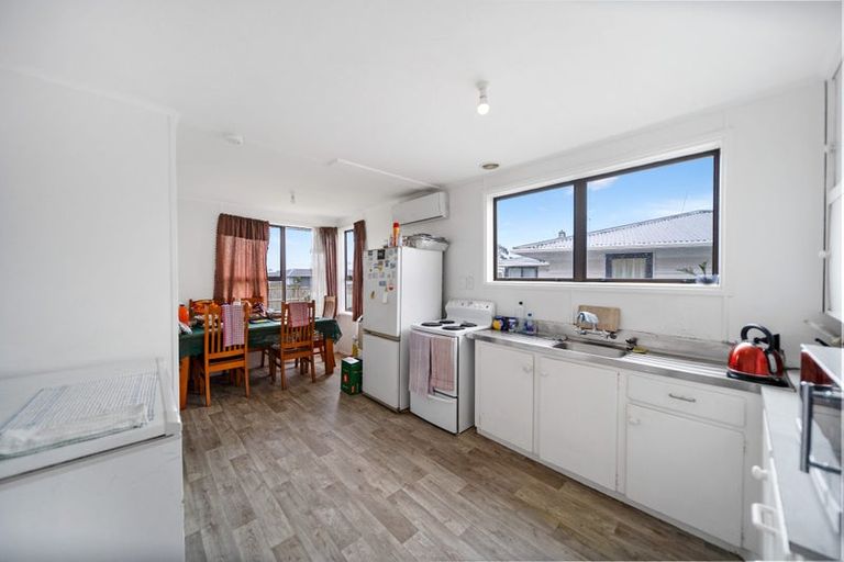 Photo of property in 14 Wakelin Road, Mangere East, Auckland, 2024