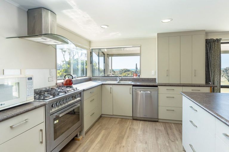 Photo of property in 295 Mataikona Road, Mataikona, Masterton, 5889