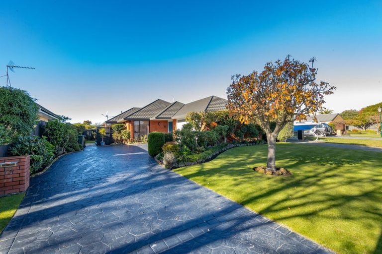 Photo of property in 19a Windsor Court, Rangiora, 7400