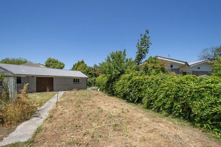 Photo of property in 49 Torquay Place, Bryndwr, Christchurch, 8053