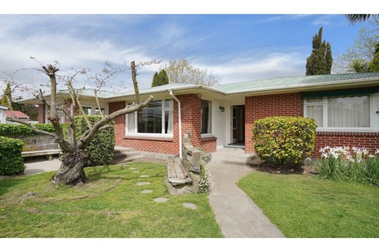 Photo of property in 130 Mooray Avenue, Bishopdale, Christchurch, 8053