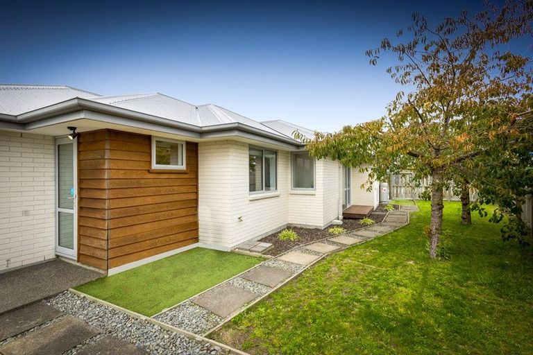 Photo of property in 39 Zinnia Way, Wigram, Christchurch, 8025