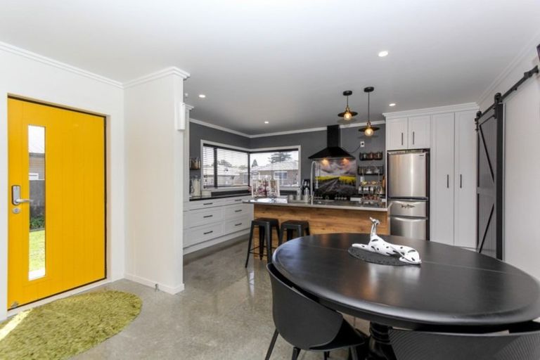 Photo of property in 23 Dreaver Drive, Waitara, 4320