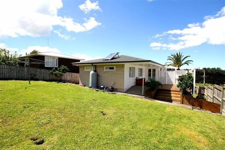 Photo of property in 33 Park Road, Glenfield, Auckland, 0629