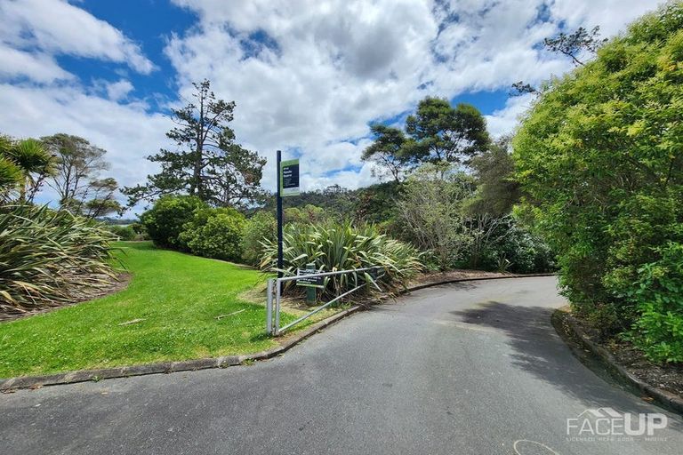 Photo of property in 2/221 Manuka Road, Bayview, Auckland, 0629