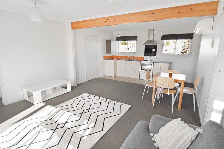 Photo of property in 18 Hunter Crescent, Twizel, 7901