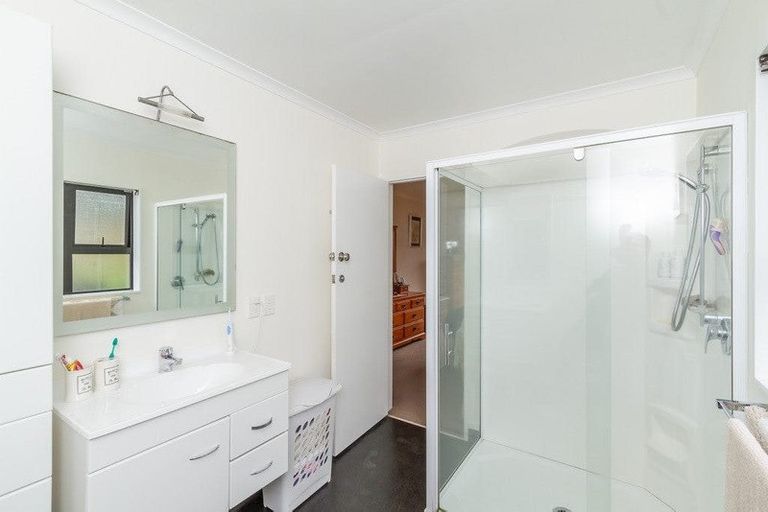 Photo of property in 196a Wise Street, Wainuiomata, Lower Hutt, 5014