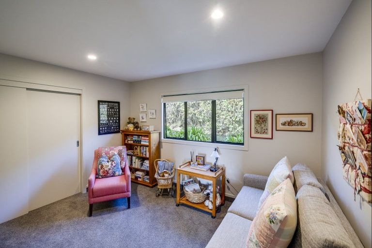 Photo of property in 36 Selwyn Road, Havelock North, 4130