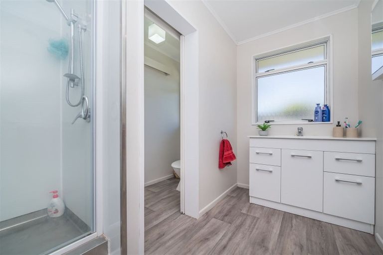 Photo of property in 56c Weston Avenue, Roslyn, Palmerston North, 4414