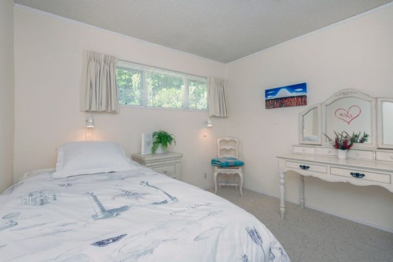 Photo of property in 54 Tamatea Drive, Snells Beach, 0920