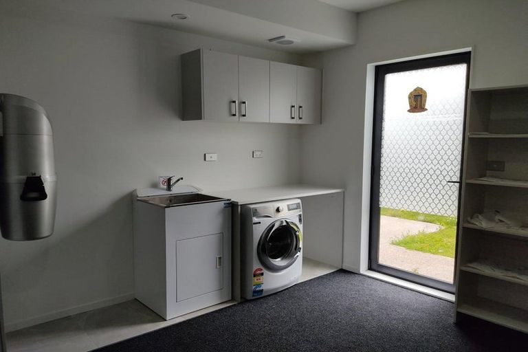 Photo of property in 19 Moki Place, Long Bay, Auckland, 0630