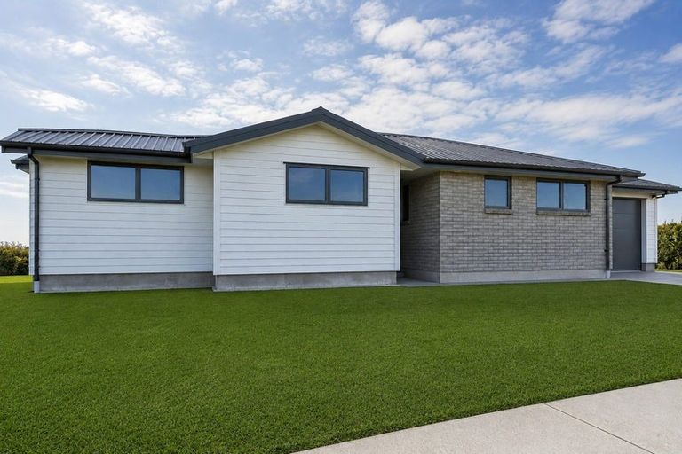 Photo of property in 3 Kamahi Place, Tisbury, 9812