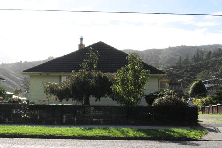 Photo of property in 33a Hay Street, Naenae, Lower Hutt, 5011