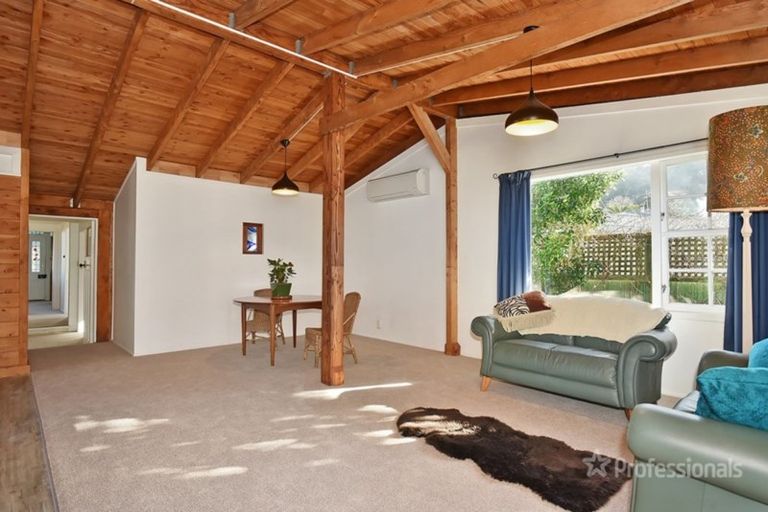 Photo of property in 13 Fox Street, Featherston, 5710