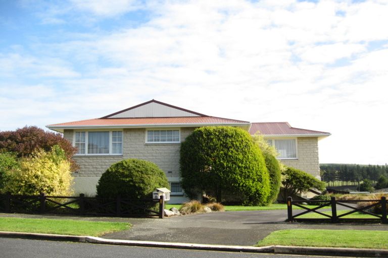 Photo of property in 8 Canberra Place, Waldronville, Dunedin, 9018