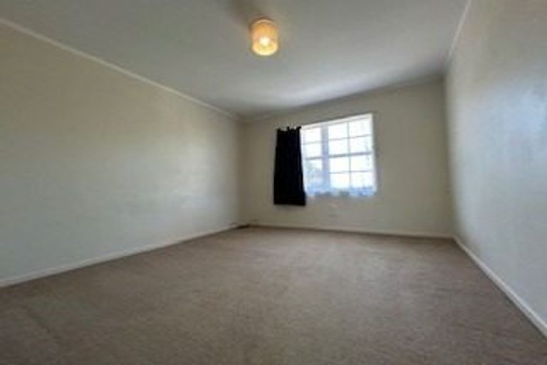 Photo of property in 10 Dunraven Place, Torbay, Auckland, 0630