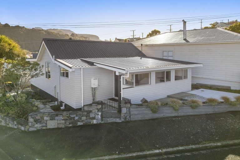 Photo of property in 52 Island Terrace, Port Chalmers, 9023