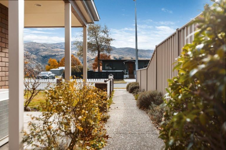 Photo of property in 38 Wishart Crescent, Cromwell, 9310