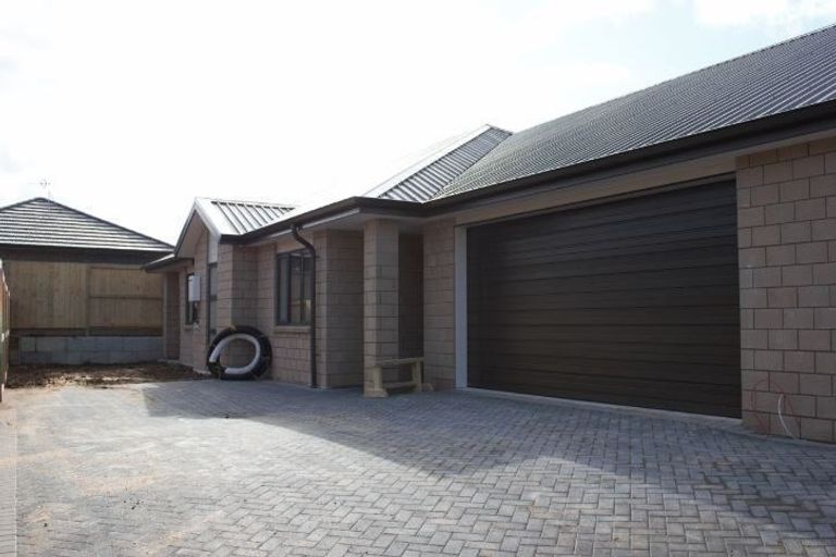 Photo of property in 39 Puhirake Crescent, Pyes Pa, Tauranga, 3112