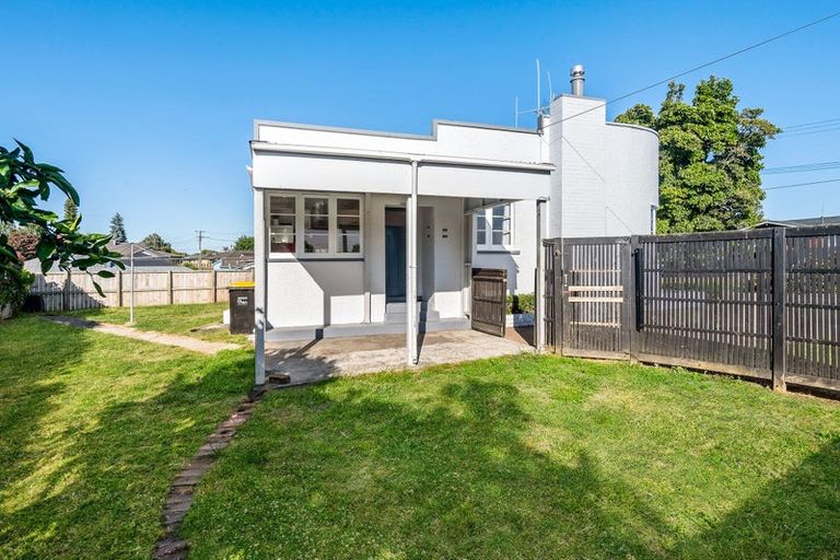 Photo of property in 2 Bridgman Road, Te Awamutu, 3800