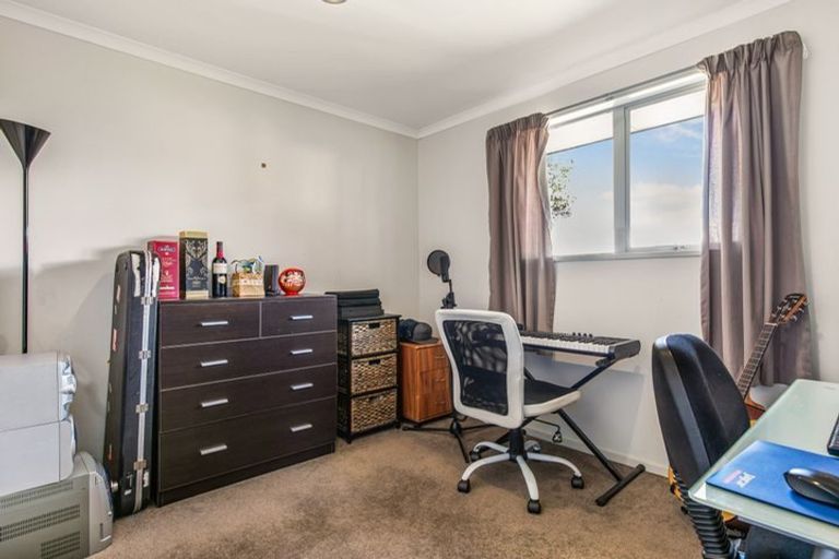 Photo of property in 16a Fordyce Avenue, Sunnyhills, Auckland, 2010