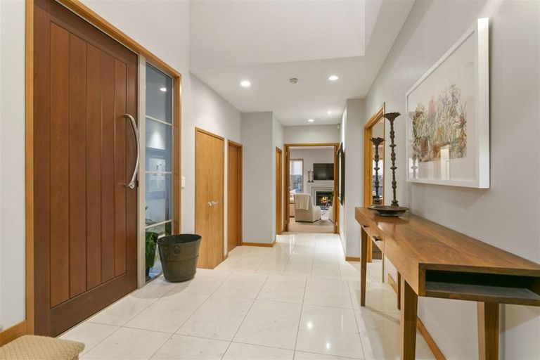 Photo of property in 4a Saltburn Road, Milford, Auckland, 0620