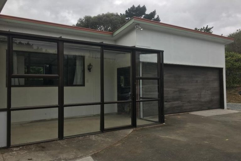 Photo of property in 21 Tennis Court Road, Raumati South, Paraparaumu, 5032
