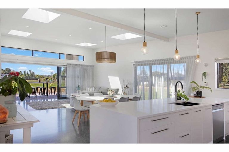 Photo of property in 3 Tareha Place, Kerikeri, 0230