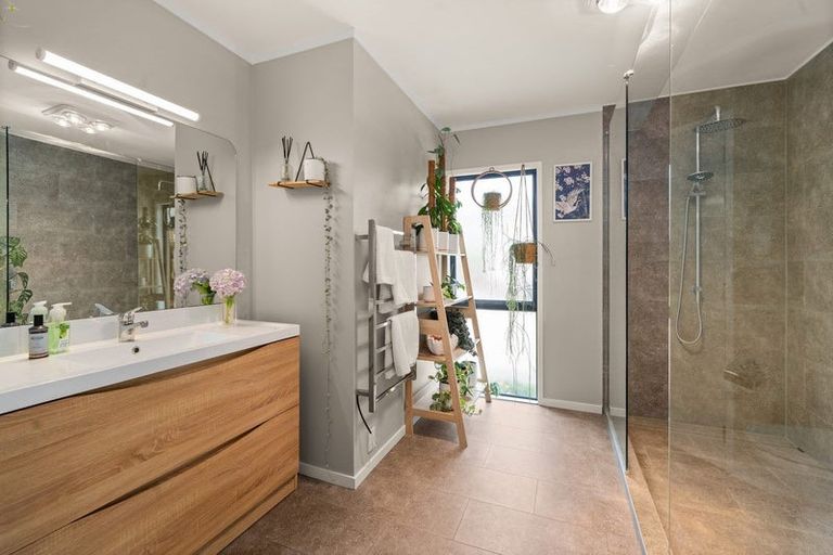 Photo of property in 15 Marchignal Street, Coastlands, Whakatane, 3120