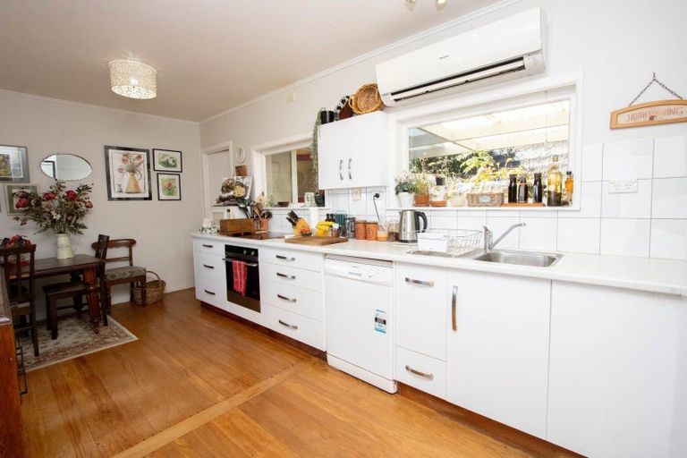 Photo of property in 5 Adams Road, Thornton Bay, Thames, 3575