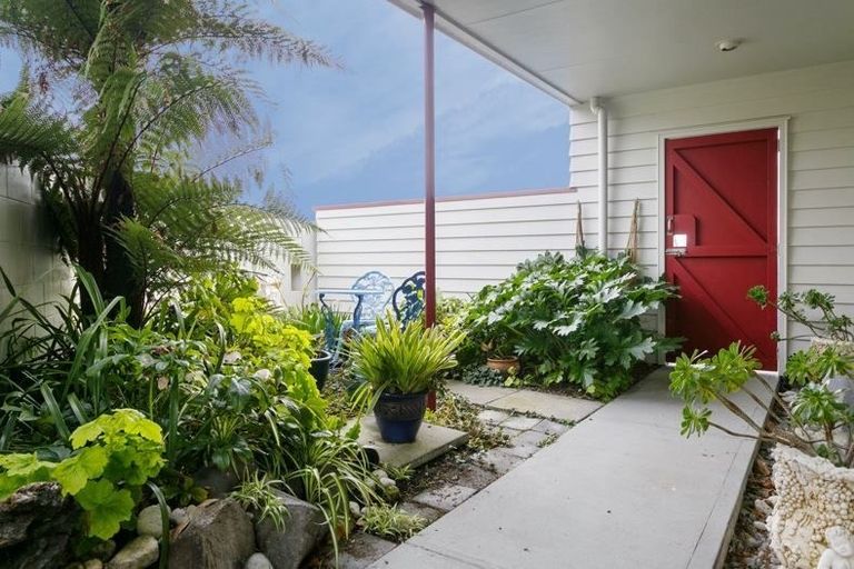 Photo of property in 1/57 Arrowsmith Avenue, Waipahihi, Taupo, 3330
