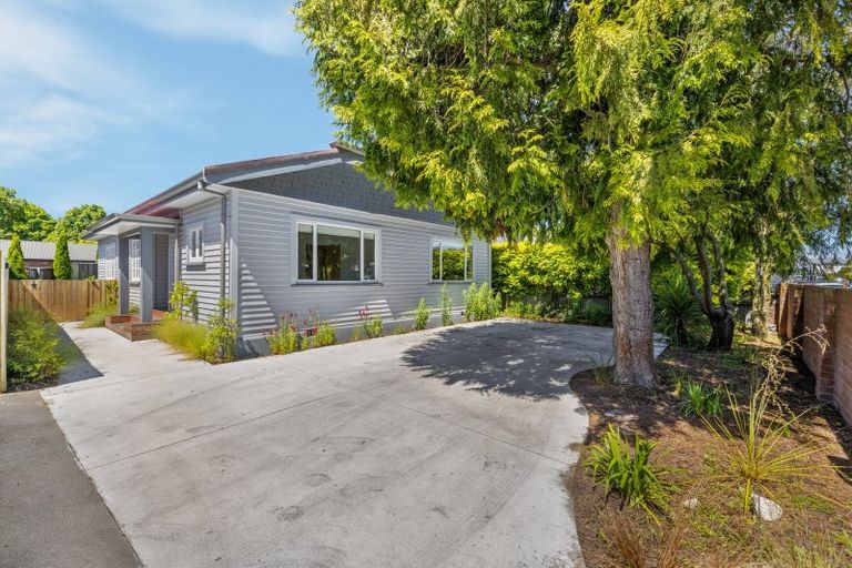 Photo of property in 196 Cranford Street, St Albans, Christchurch, 8014