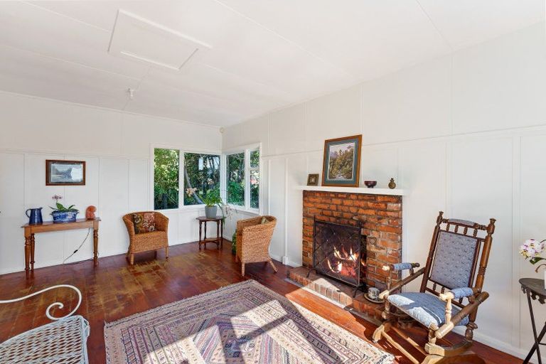 Photo of property in 3 State Highway 1, Otaki, 5512