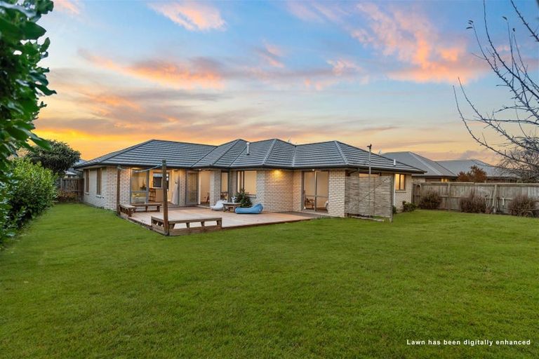 Photo of property in 43 Mariposa Crescent, Aidanfield, Christchurch, 8025