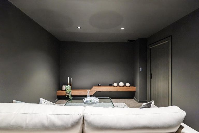 Photo of property in 20 Beach Road, Castor Bay, Auckland, 0620