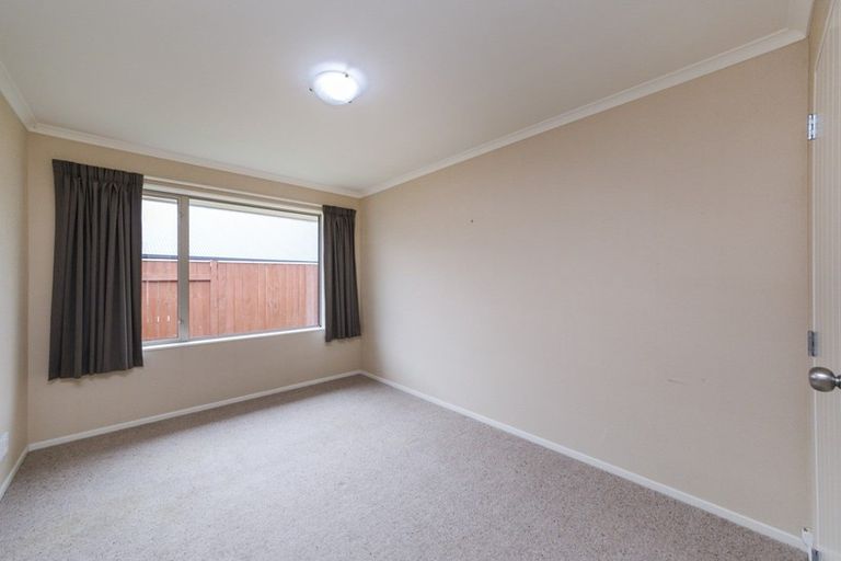 Photo of property in 50 Branigan Parade, Kelvin Grove, Palmerston North, 4414