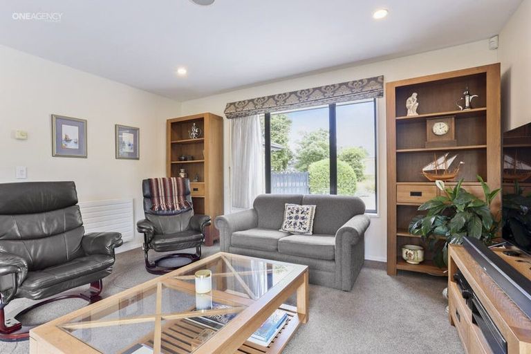 Photo of property in 6 Capri Lane, Hoon Hay, Christchurch, 8025