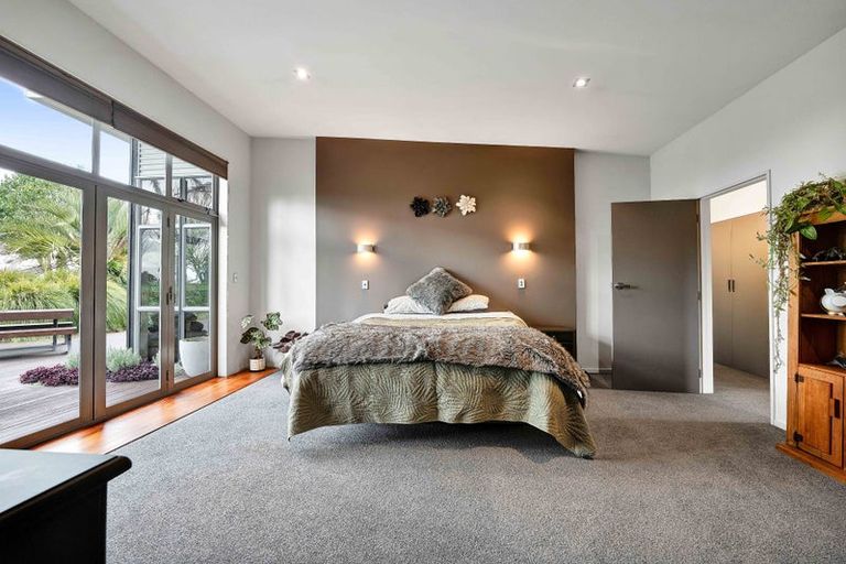Photo of property in 82 Mawhitiwhiti Road, Normanby, Hawera, 4675