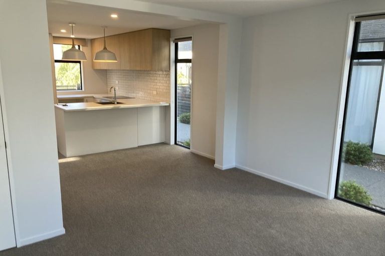 Photo of property in 1/8 New Brighton Road, Shirley, Christchurch, 8061