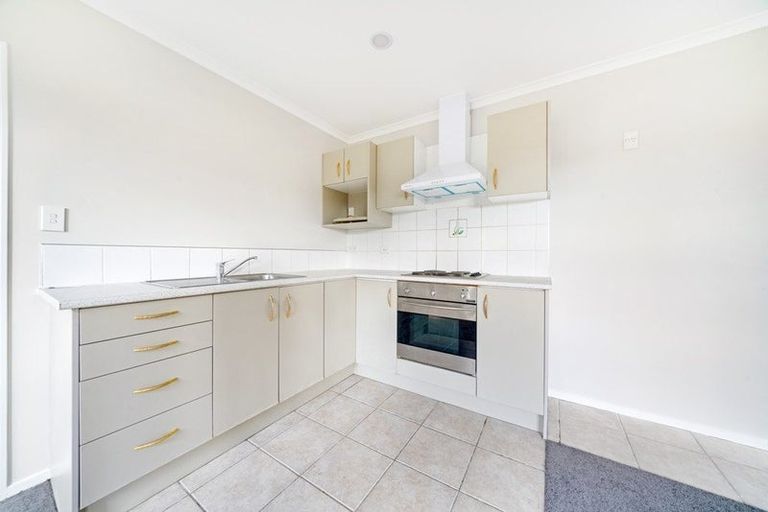 Photo of property in 2 Dunaff Place, Flat Bush, Auckland, 2019