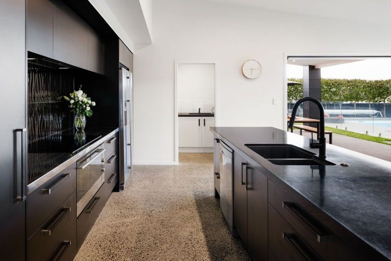 Photo of property in 13 Glaisdale Crescent, Flagstaff, Hamilton, 3210