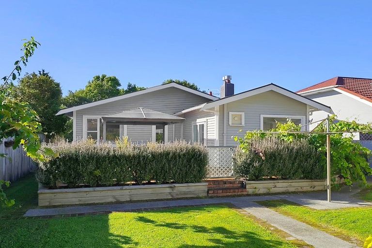 Photo of property in 51 Pharazyn Street, Melling, Lower Hutt, 5010