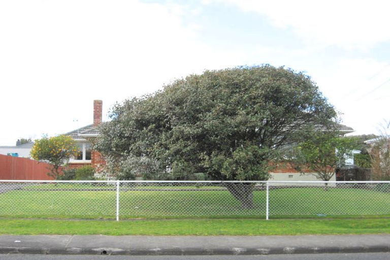 Photo of property in 20 Valentine Street, Papakura, 2110