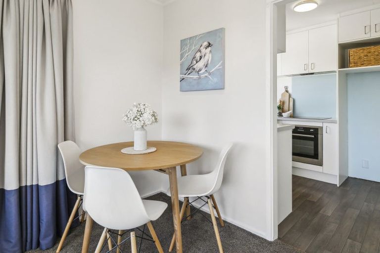 Photo of property in 76b Collier Avenue, Karori, Wellington, 6012