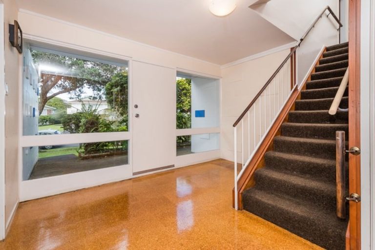 Photo of property in 12 Marywil Crescent, Hillcrest, Auckland, 0627