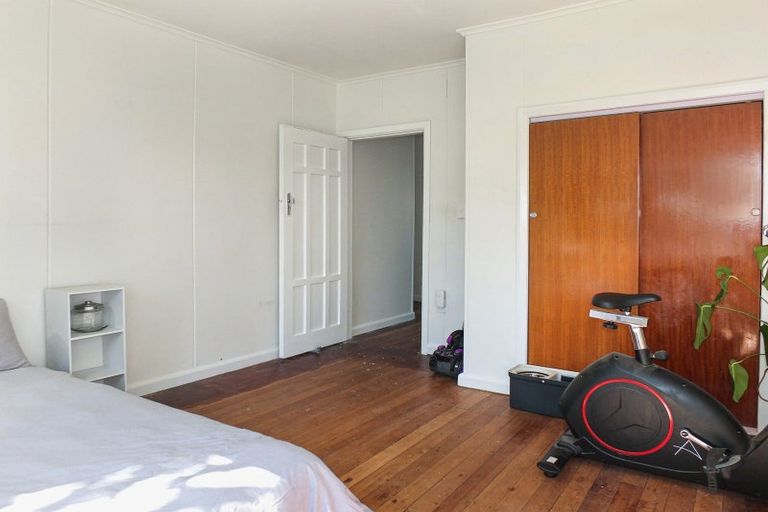 Photo of property in 19 Johnston Street, Foxton, 4814